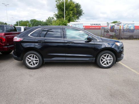Used 2024 Ford Edge SEL AWD/4WD image 4