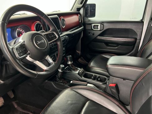 Used 2018 Jeep Wrangler Unlimited Rubicon image 15