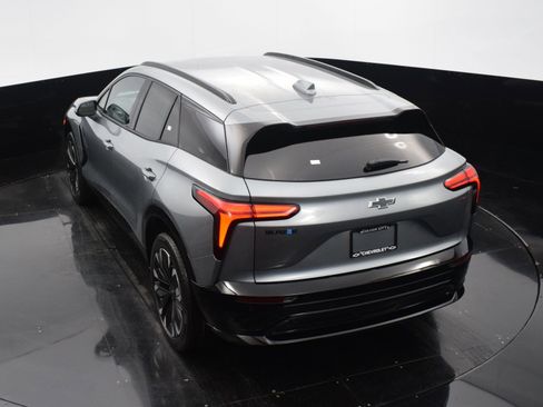 New 2025 Chevrolet Blazer EV RS image 21
