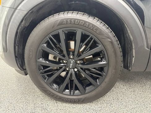 Used 2022 Kia Telluride SX FWD image 9