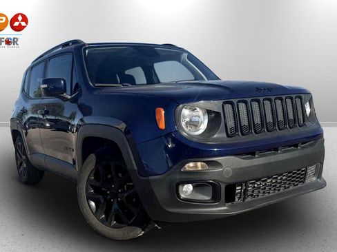 Used 2018 Jeep Renegade Altitude image 2