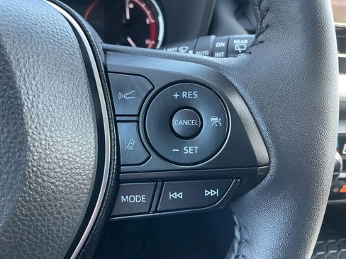 Certified 2025 Toyota RAV4 XLE image 21