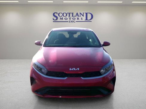 Used 2024 Kia Forte LXS image 3