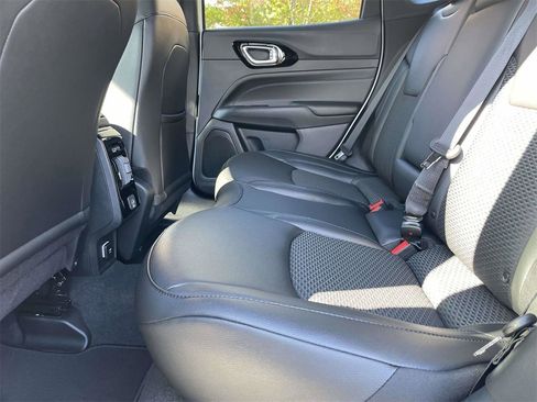 New 2026 Jeep Compass Altitude image 28