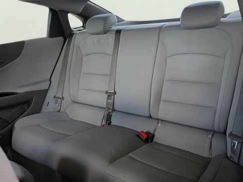 Used 2021 Chevrolet Malibu LS FWD image 22
