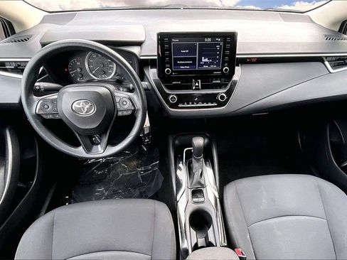 Used 2022 Toyota Corolla LE image 7