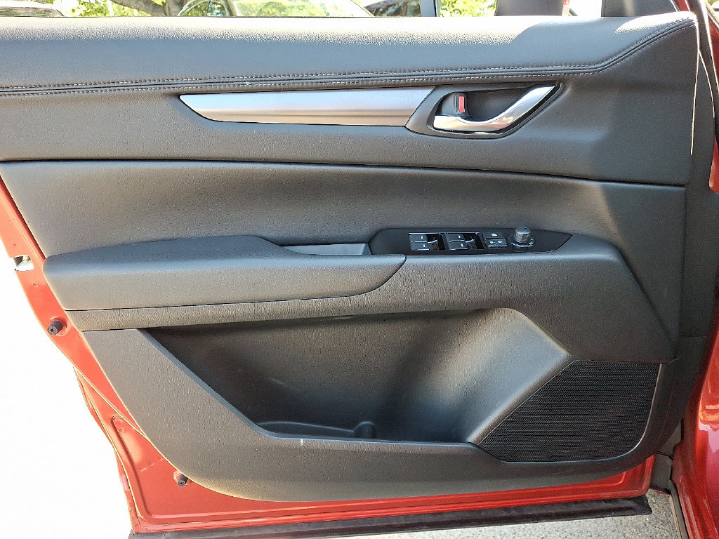 Used 2025 MAZDA CX-5 AWD 2.5 S w/ Select Package image 12