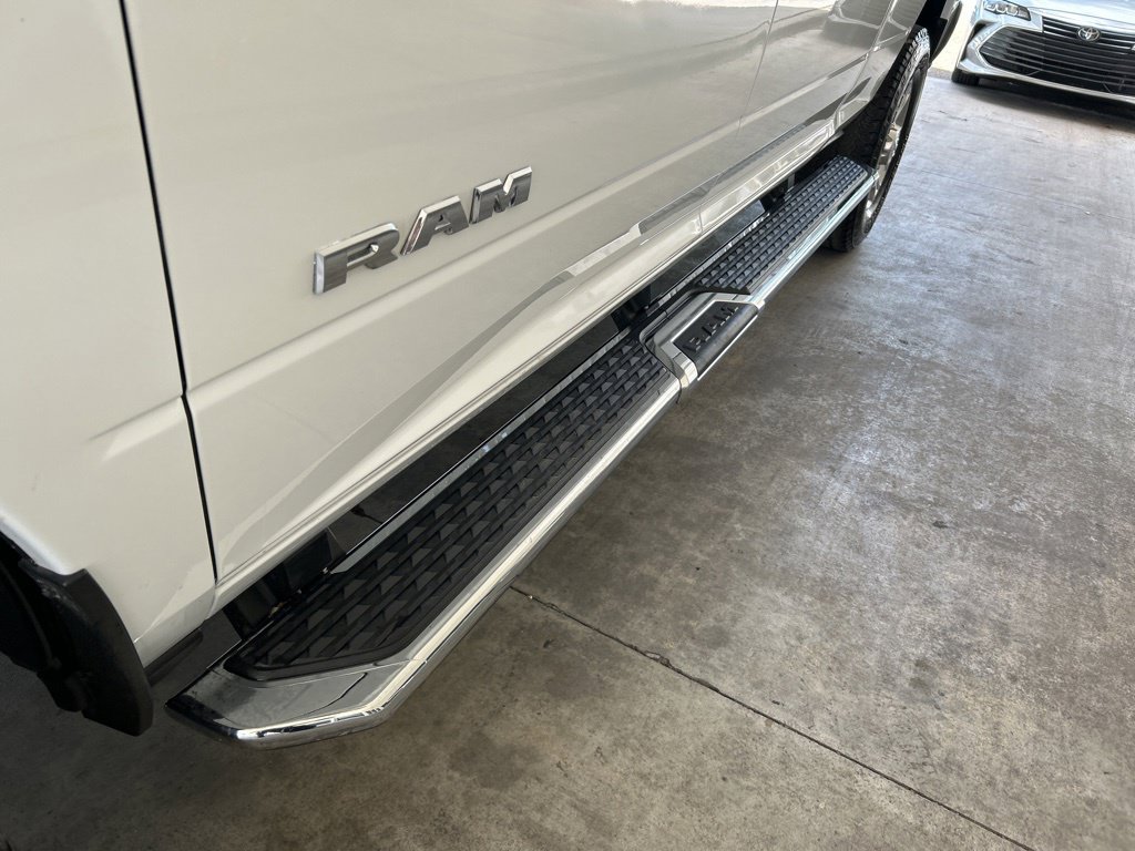Used 2025 RAM 2500 Big Horn AWD/4WD image 18