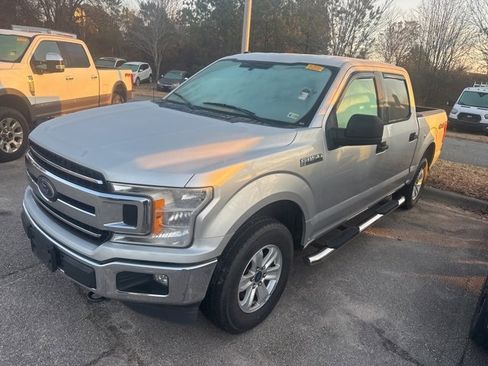 Used 2018 Ford F150 XLT image 10