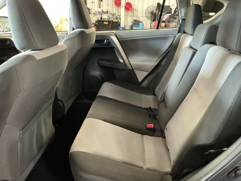 Used 2013 Toyota RAV4 LE AWD/4WD image 24