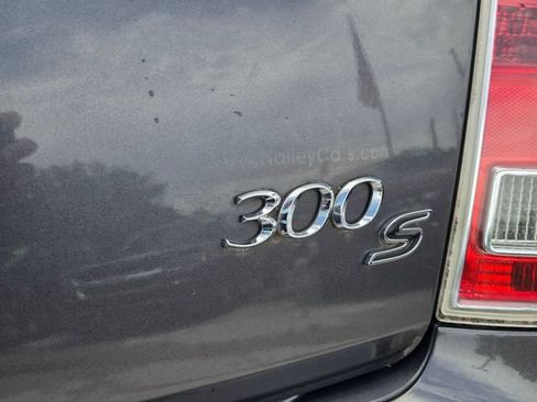 Used 2014 Chrysler 300 S w/ Light Group RWD image 10