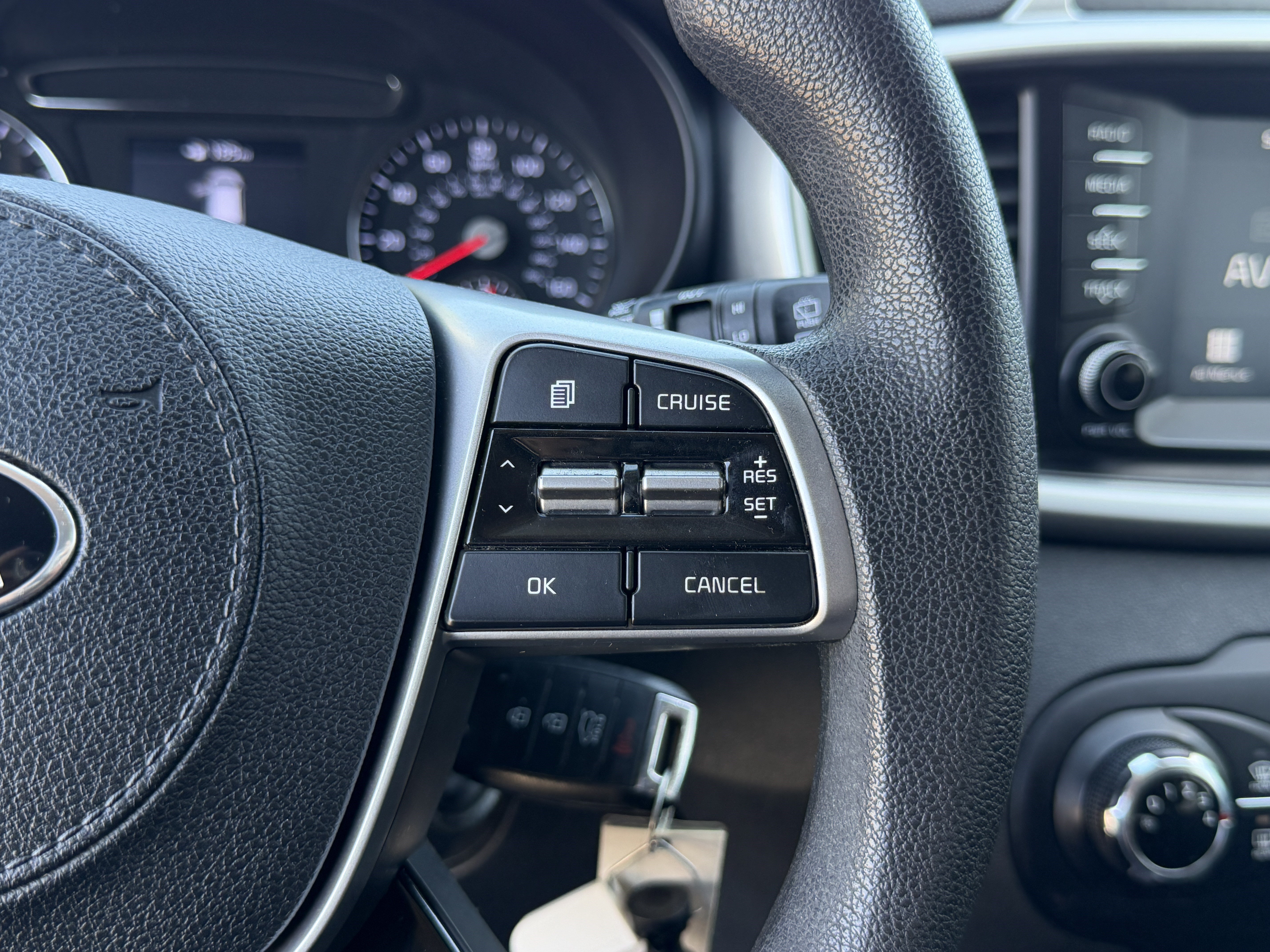Used 2019 Kia Sorento FWD image 19