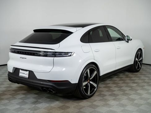 New 2026 Porsche Cayenne Coupe AWD/4WD image 29