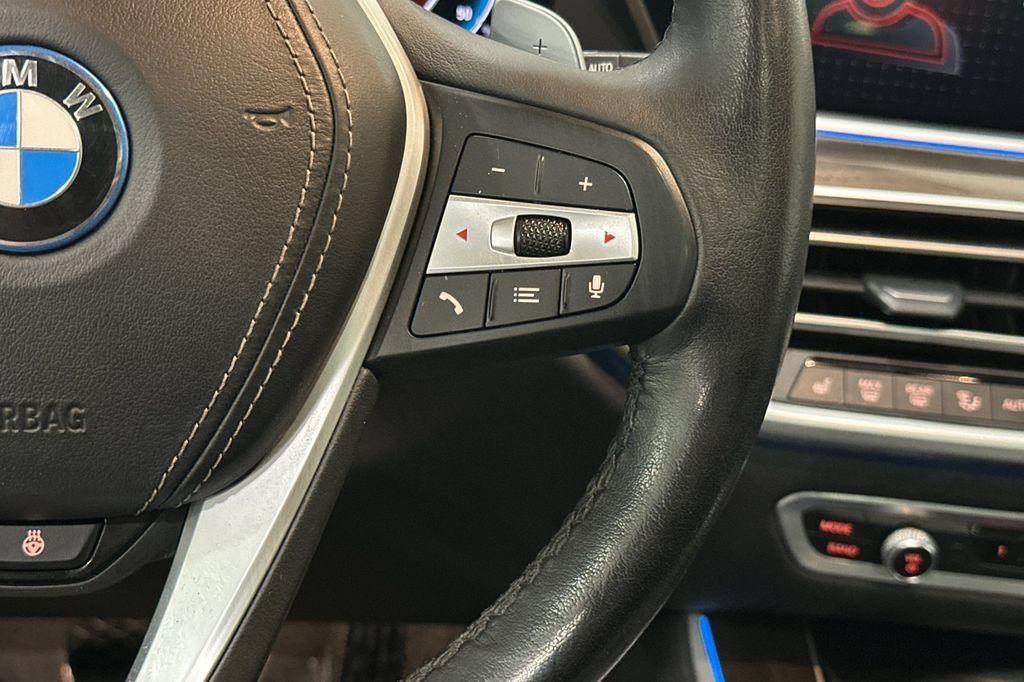 Used 2022 BMW X5 xDrive45e AWD/4WD image 29