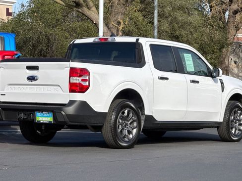 Used 2022 Ford Maverick XLT w/ XLT Luxury Package image 3