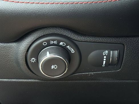 Used 2023 Dodge Durango GT AWD/4WD image 33