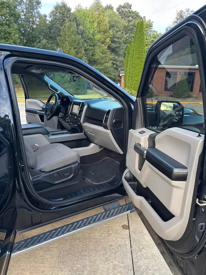 Used 2020 Ford F150 XLT w/ Equipment Group 302A Luxury AWD/4WD image 6