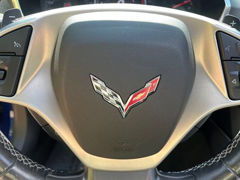 Used 2017 Chevrolet Corvette Stingray Coupe RWD image 14