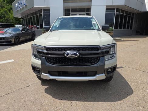 New 2025 Ford Ranger XLT w/ Equipment Group 301A High AWD/4WD image 2