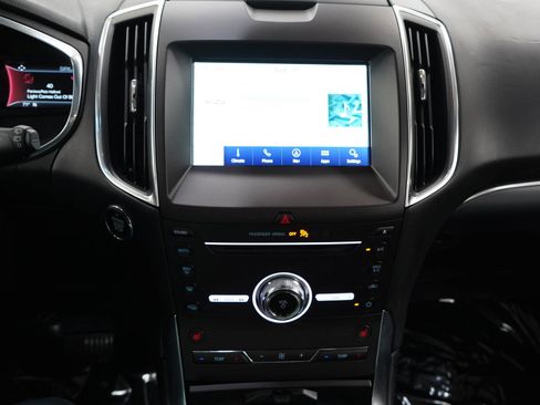 Used 2019 Ford Edge Titanium w/ Cold Weather Package AWD/4WD image 20
