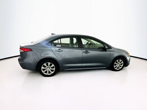 Used 2025 Toyota Corolla LE image 10