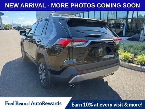 Used 2024 Toyota RAV4 Limited w/ Advanced Technology Package AWD/4WD image 5