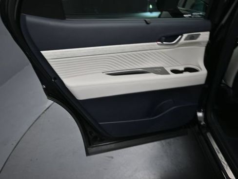 Used 2025 Hyundai Palisade Calligraphy AWD/4WD image 24