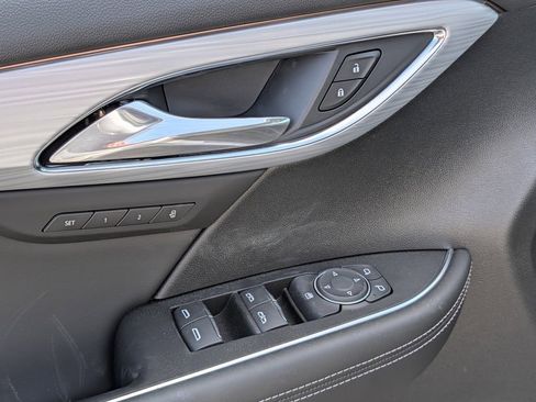 New 2026 Buick Envision Avenir image 10