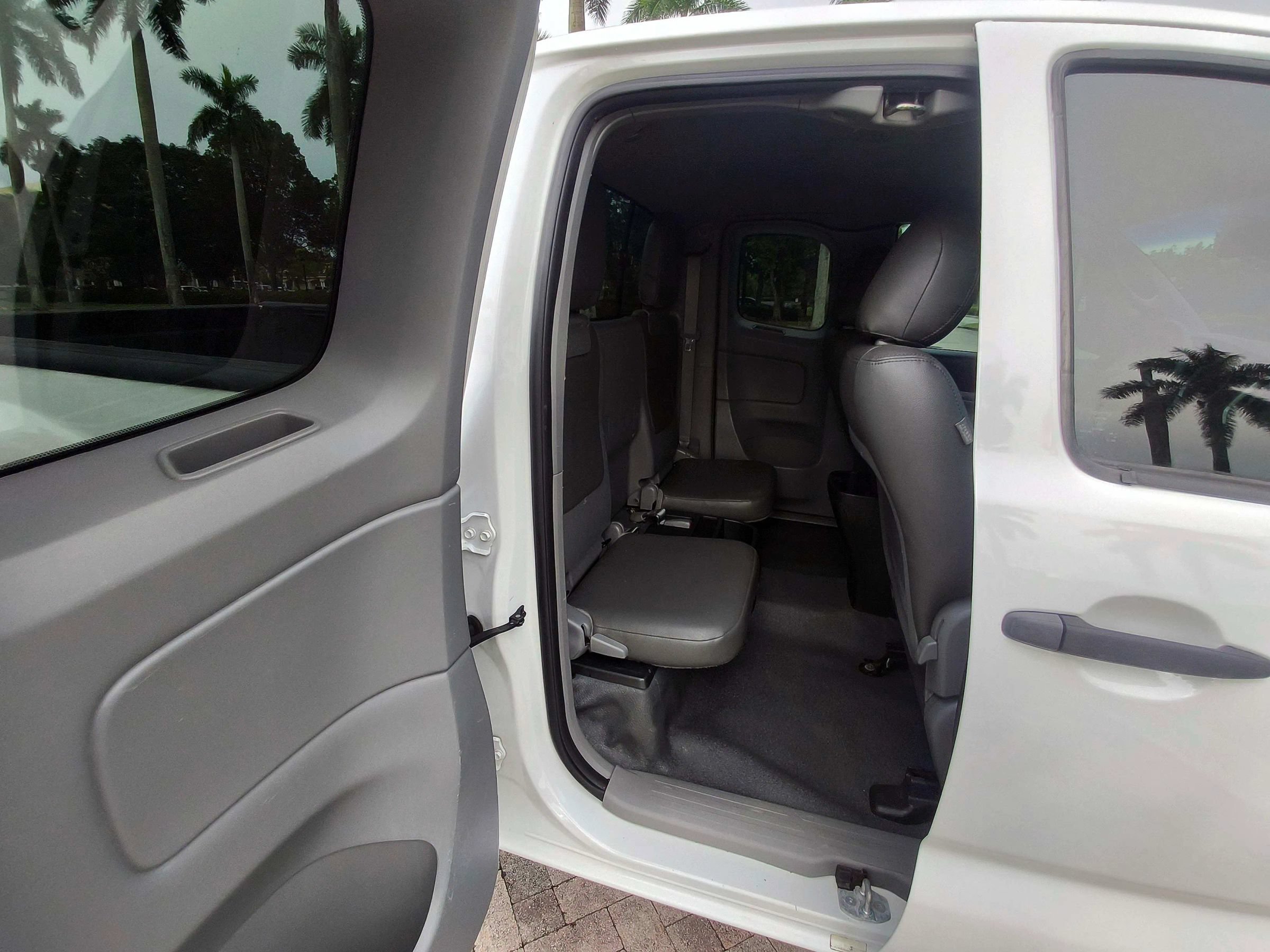 Used 2014 Toyota Tacoma PreRunner w/ SR5 Package RWD image 31