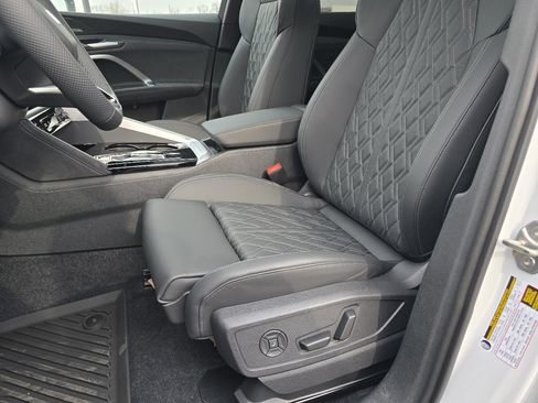 New 2026 Audi SQ5 Premium Plus image 40