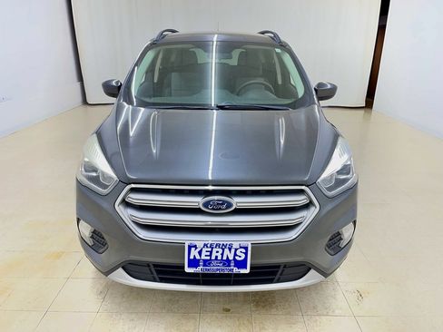 Used 2017 Ford Escape SE w/ Equipment Group 201A image 8