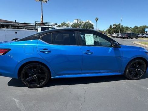 Used 2024 Nissan Sentra SR FWD image 3