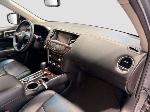 Used 2015 Nissan Pathfinder Platinum image 26