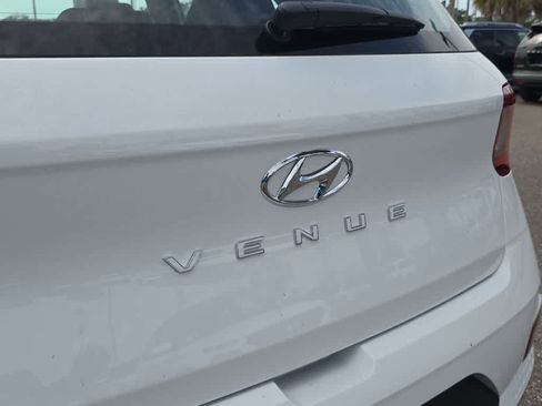 New 2026 Hyundai Venue SEL FWD image 13