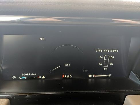 Used 2020 Lincoln Navigator Reserve w/ Luxury Package image 28