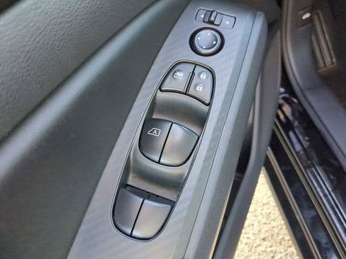 Used 2024 Nissan Altima 2.5 SV image 20