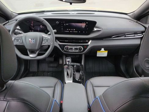 New 2026 Buick Envista Sport Touring w/ Convenience I Package FWD image 17