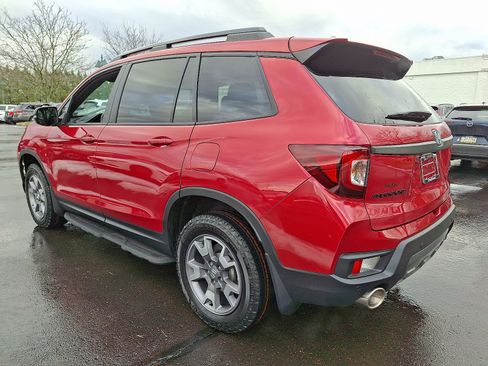 Used 2023 Honda Passport TrailSport image 4