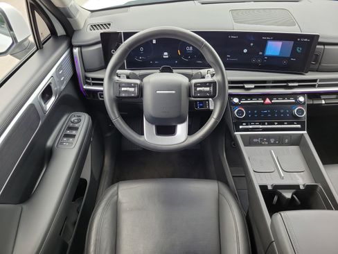 Used 2025 Hyundai Santa Fe Limited FWD image 22