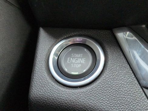Used 2025 Buick Envista Preferred w/ Convenience II Package FWD image 25