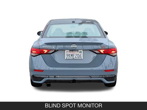 Used 2024 Nissan Sentra SR FWD image 9