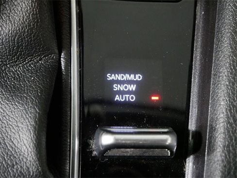 Used 2022 Jeep Compass Latitude image 21