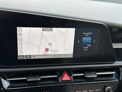 New 2025 Kia Niro SX image 20