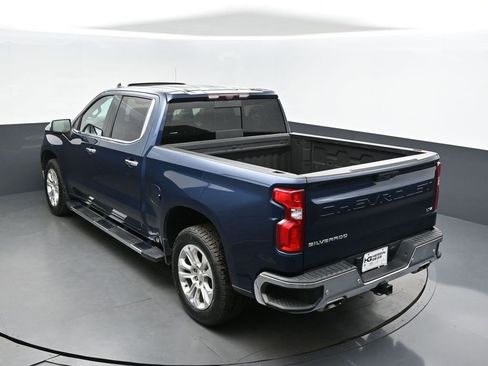 Used 2022 Chevrolet Silverado 1500 LTZ w/ LTZ Premium Package image 38