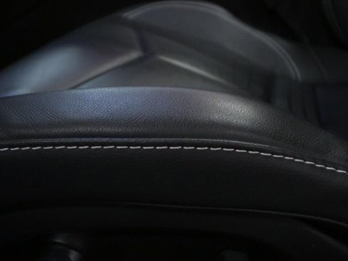 Used 2025 Chevrolet Corvette 3LT image 8