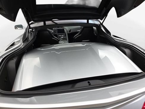 Used 2017 Chevrolet Corvette Stingray Coupe RWD image 37