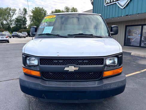 Used 2014 Chevrolet Express 3500 Extended image 8
