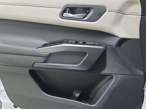 New 2026 Nissan Pathfinder SL w/ Cargo Package AWD/4WD image 26