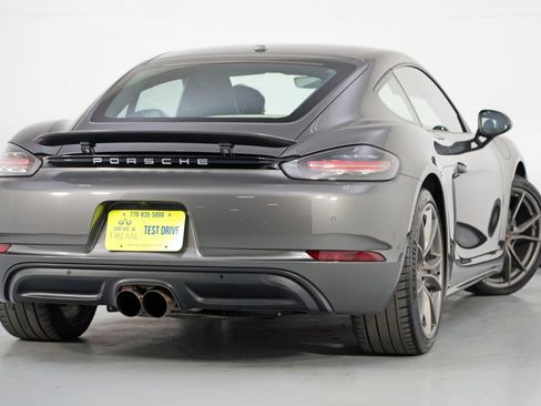 Used 2019 Porsche 718 Cayman S image 5