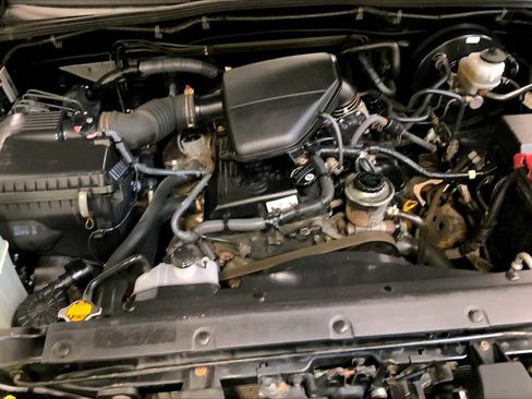 Used 2010 Toyota Tacoma 4x4 Regular Cab image 26